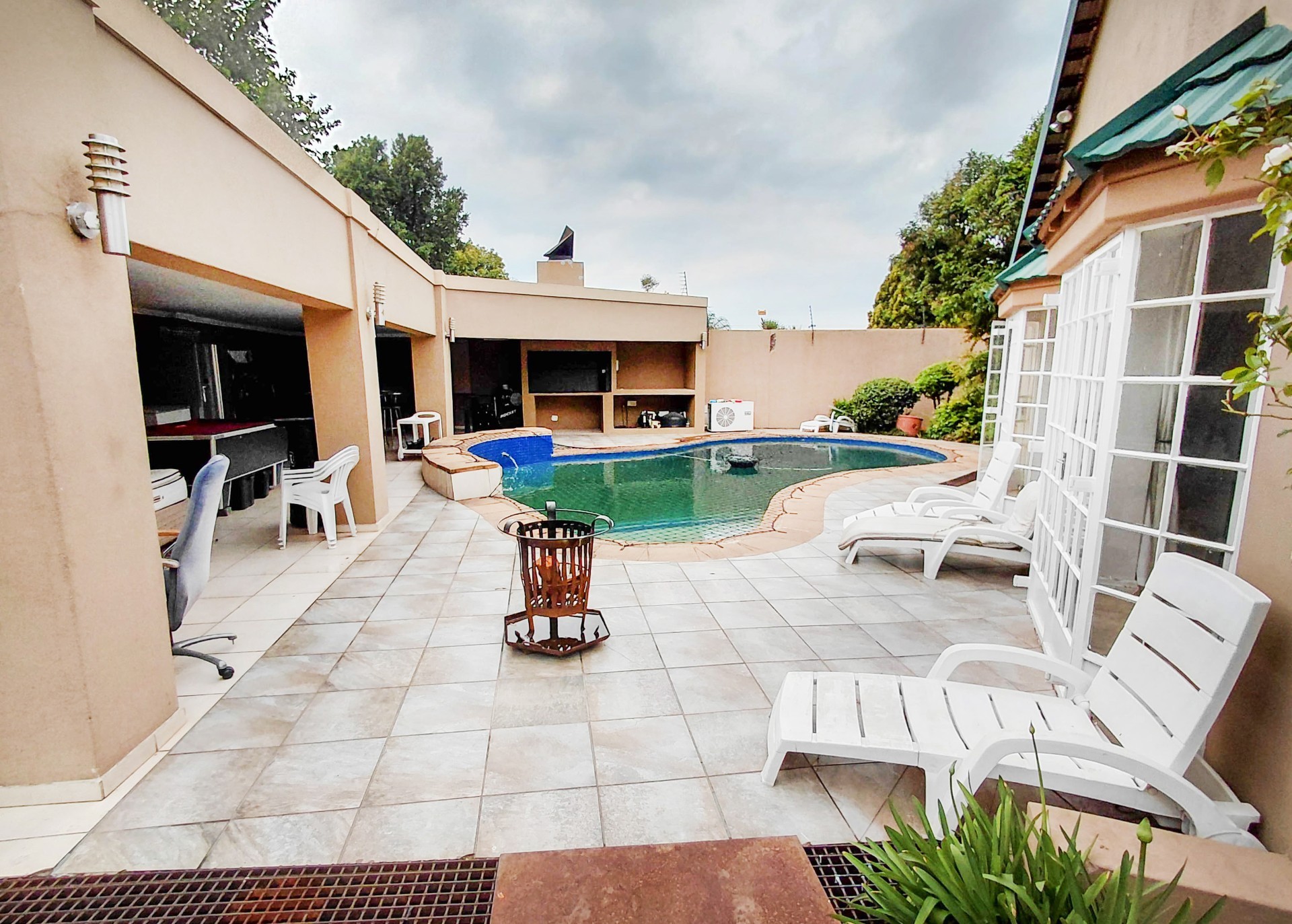 House for sale in Bordeaux, Randburg, 386 m²