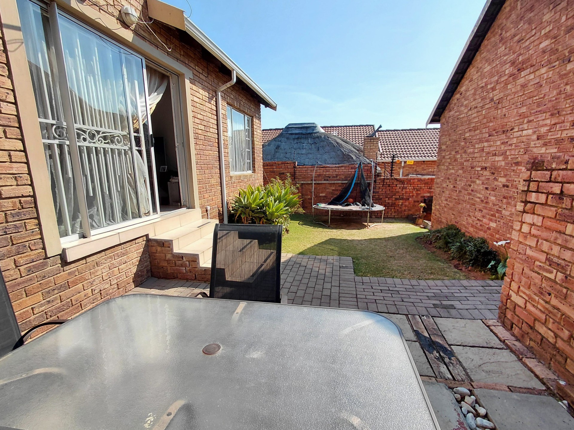 Townhouse for sale in Wilgeheuwel, Roodepoort, 128 m²