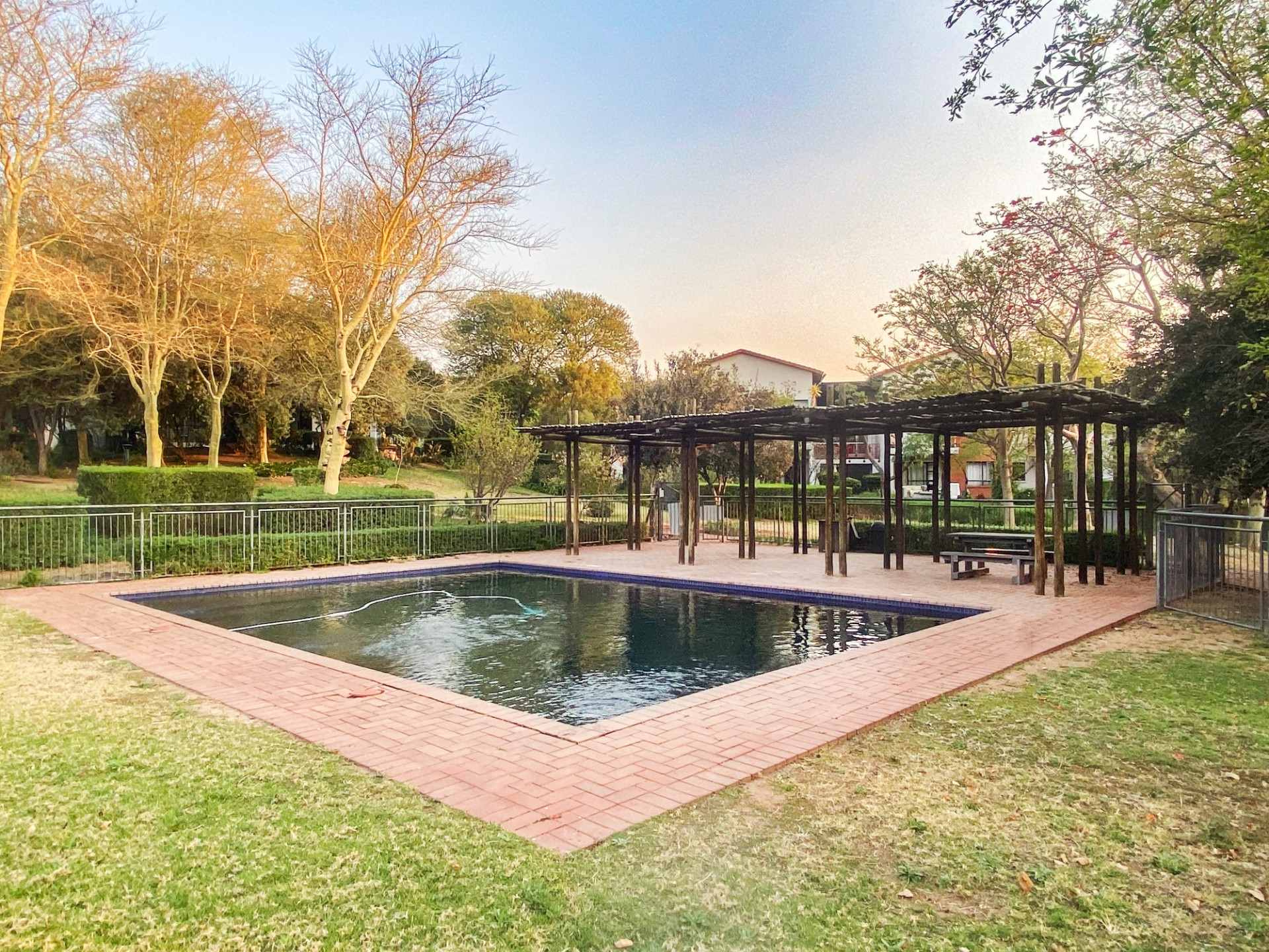 Apartment for sale in Jackal Creek Golf Estate, Randburg, 84 m²