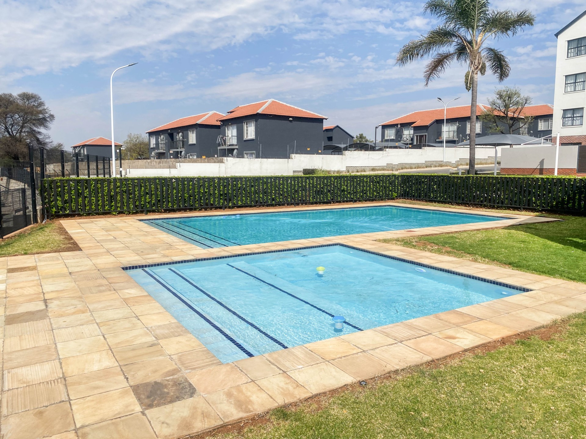 Apartment for sale in Northgate, Randburg, 63 m²