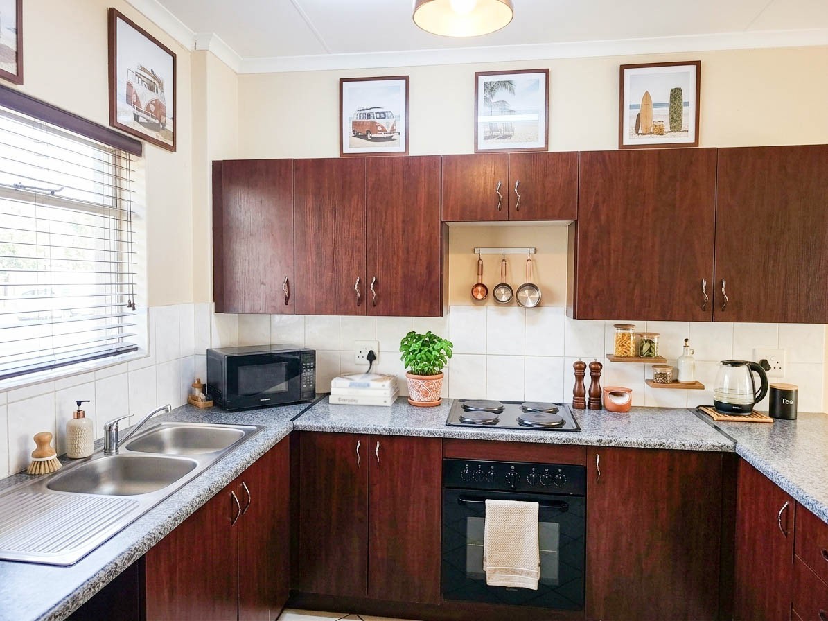 Apartment for sale in Honeypark, Roodepoort, 67 m²
