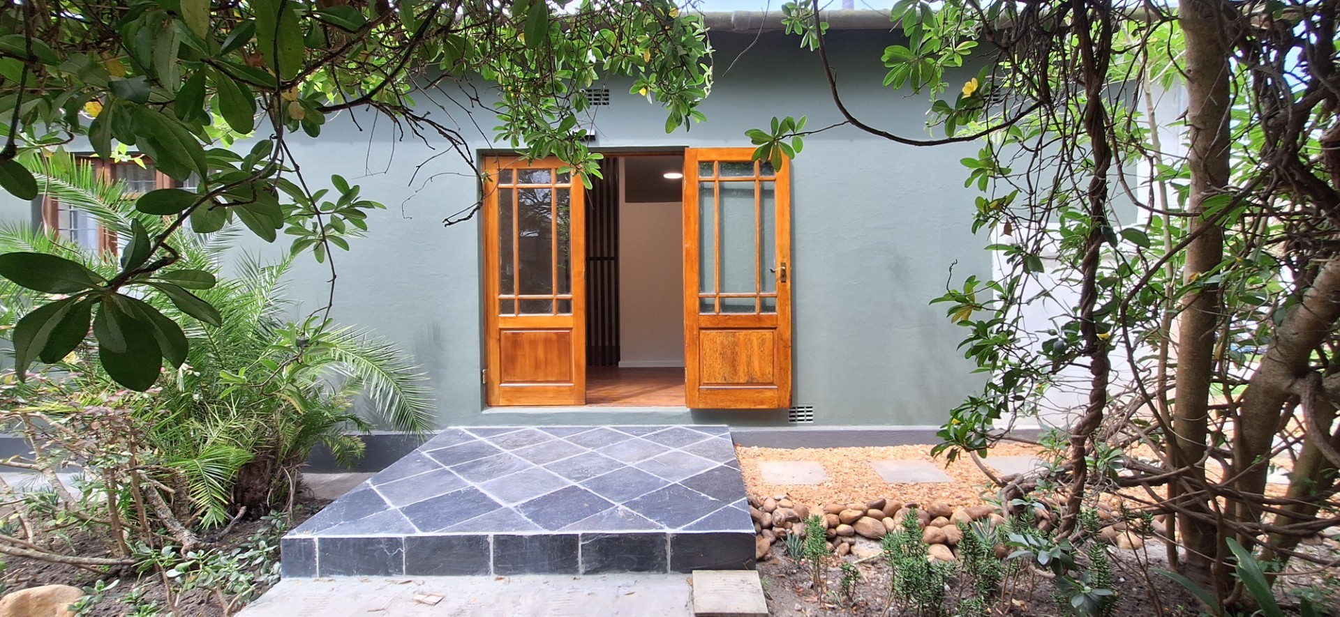 Apartment for rent in Knysna Central, Knysna