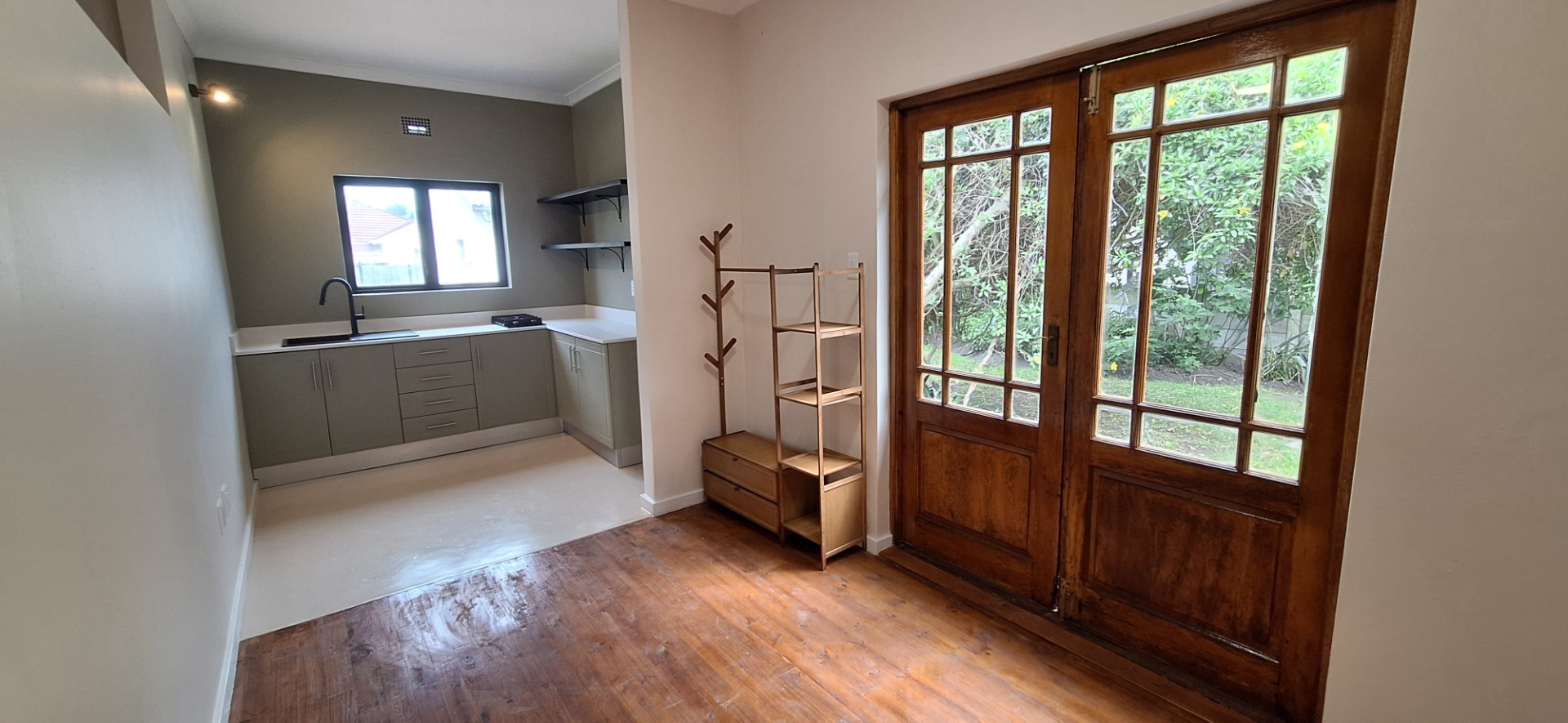 Apartment for rent in Knysna Central, Knysna
