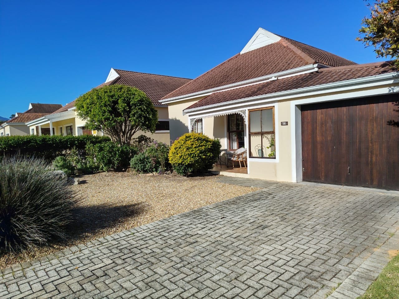 Townhouse for rent in Sandbaai, Hermanus