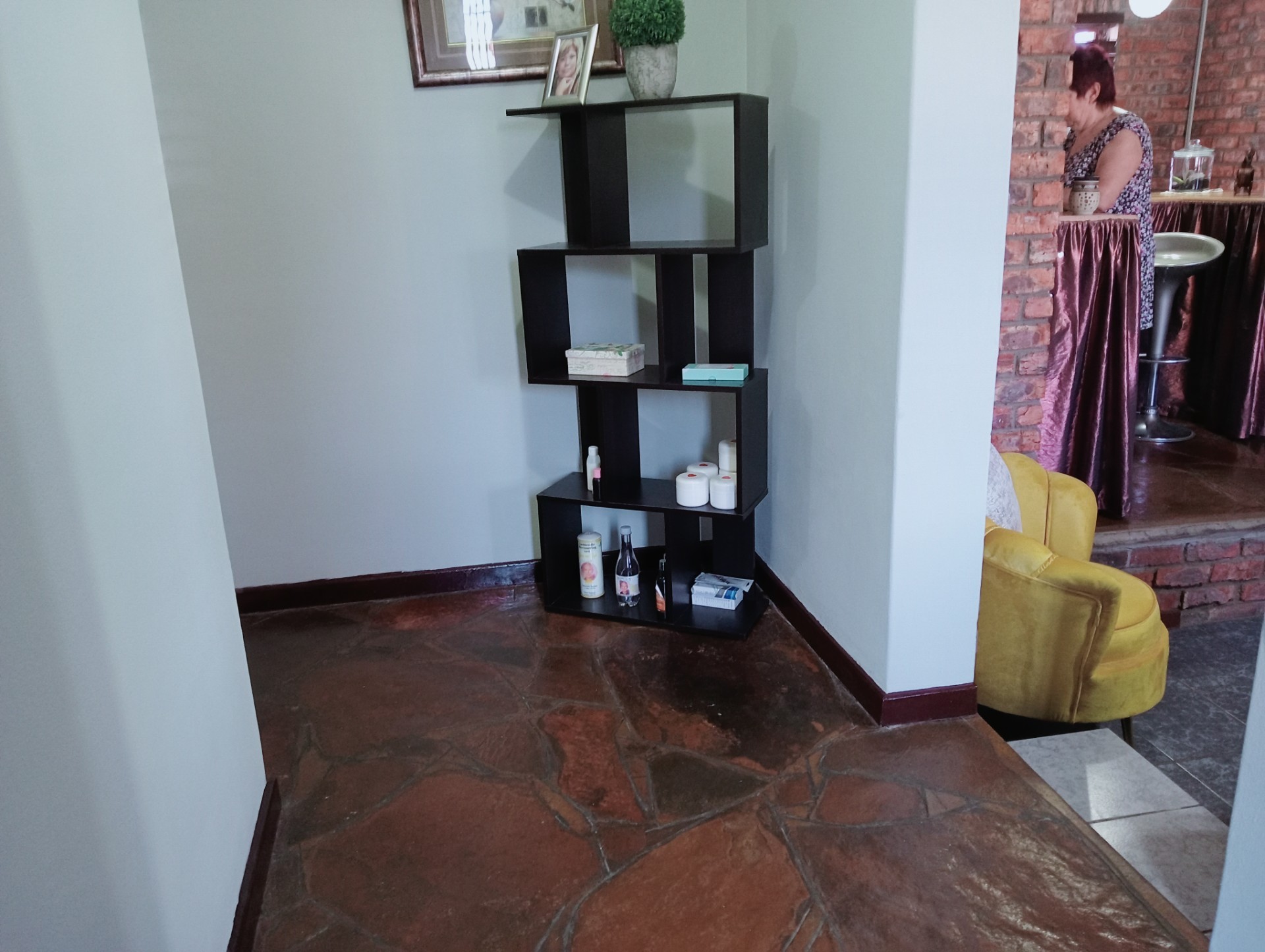 House for sale in Strelitzia Park, Uitenhage, 190 m²