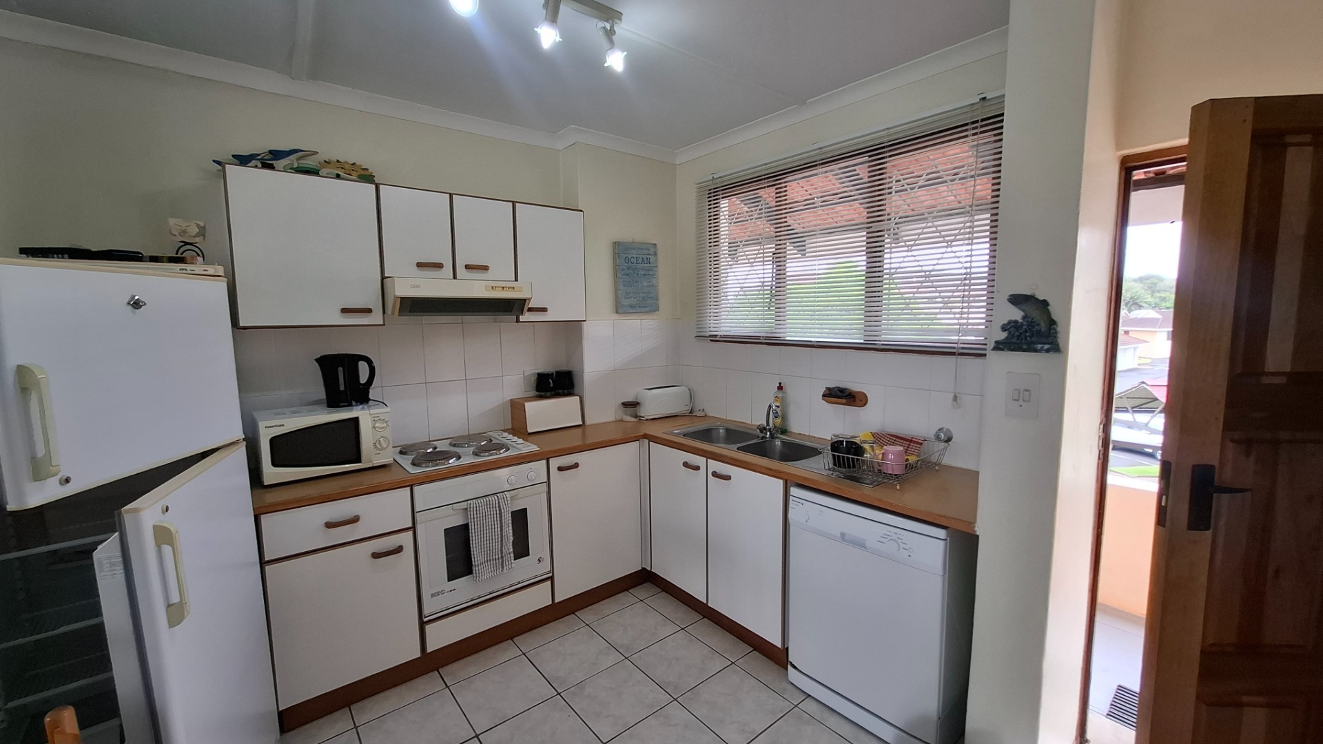 Apartment for sale in Shelly Beach, Margate, KwaZulu Natal, 83 m²
