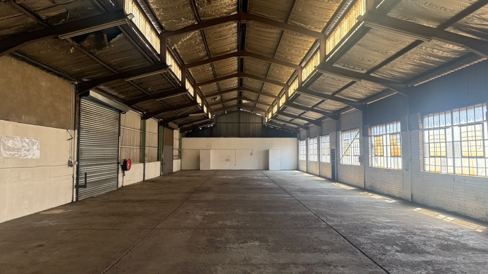 Industrial Property for rent in Vaalbank, Middelburg, 850 m²