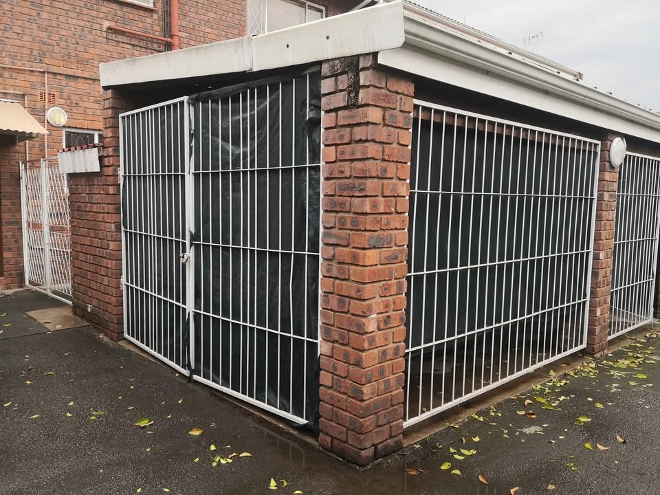 Townhouse for sale in Pietermaritzburg Central, Pietermaritzburg, KwaZulu Natal, 77 m²