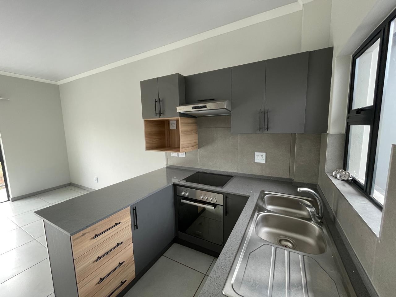 Apartment for sale in Greenwood Park, Durban, KwaZulu Natal, 87 m²