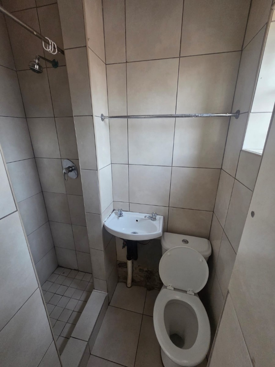 Cottage for rent in Gresswold, Johannesburg