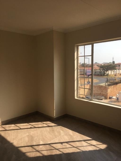 Apartment for rent in Noordwyk, Midrand, 84 m²