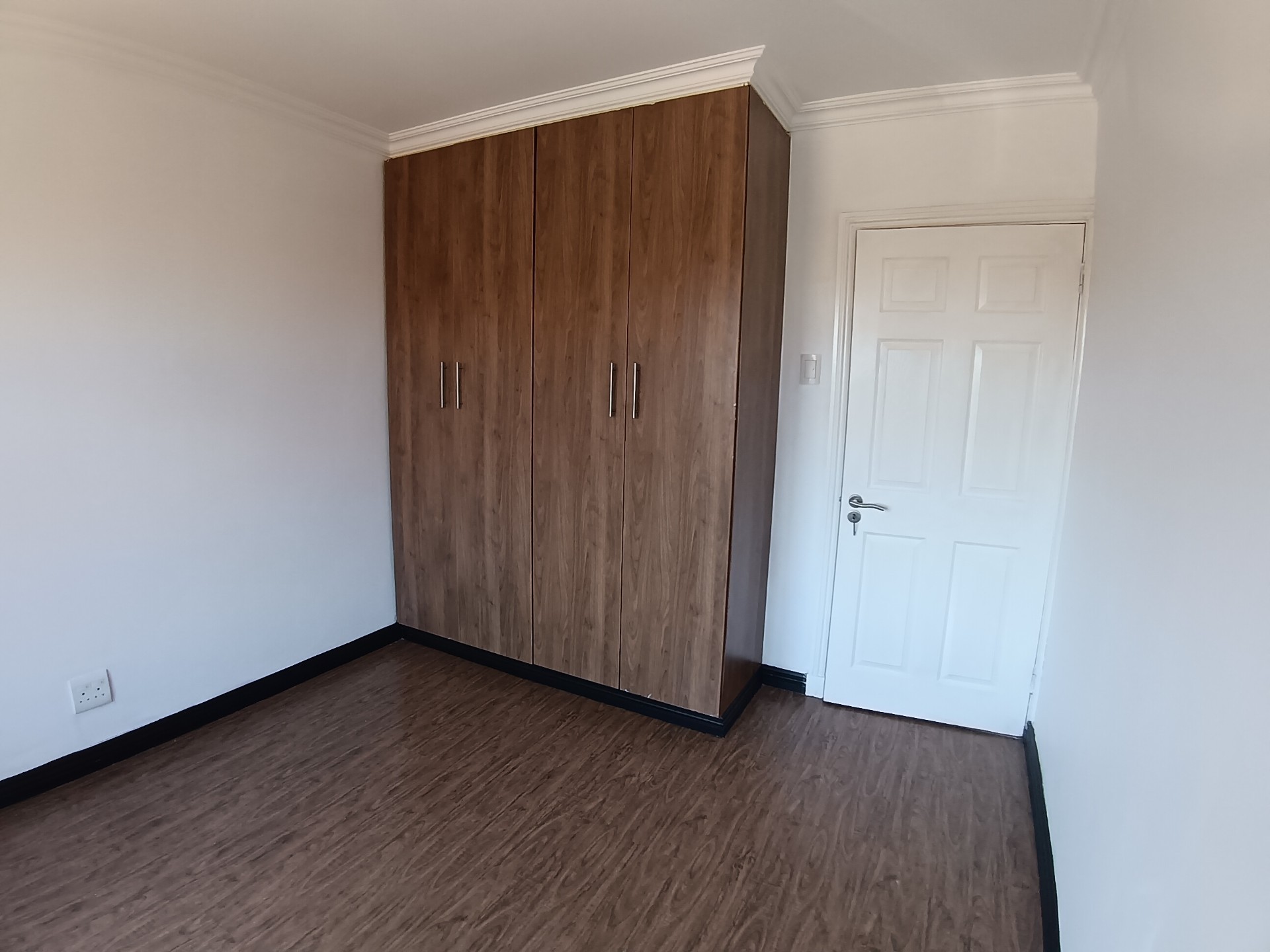 Apartment for sale in Umhlanga Central, Umhlanga, KwaZulu Natal, 82 m²