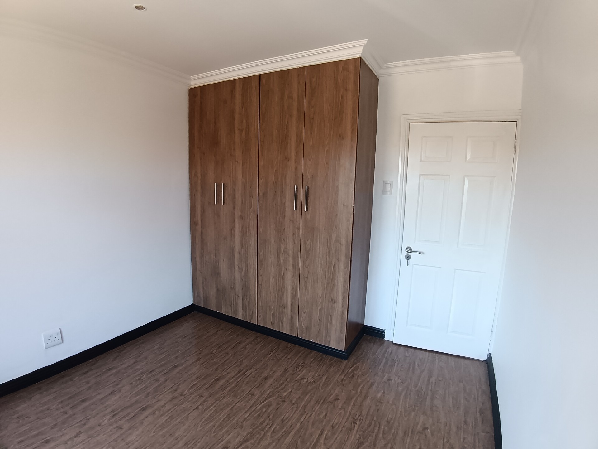 Apartment for sale in Umhlanga Central, Umhlanga, KwaZulu Natal, 82 m²