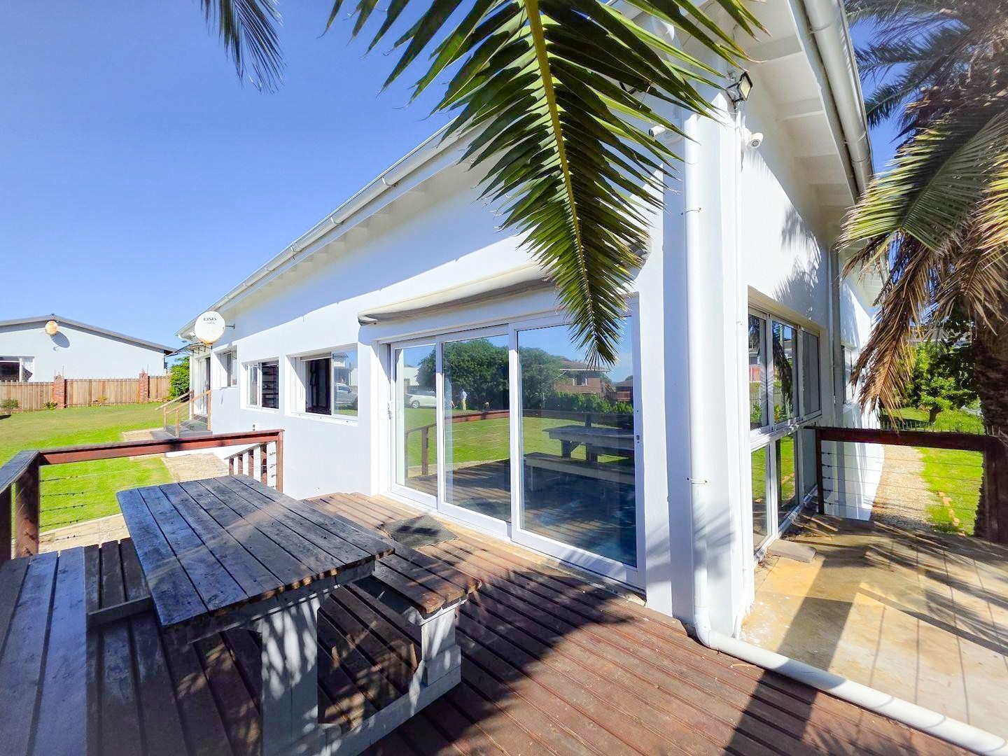 House for sale in C Place, Jeffreys Bay, 362 m²