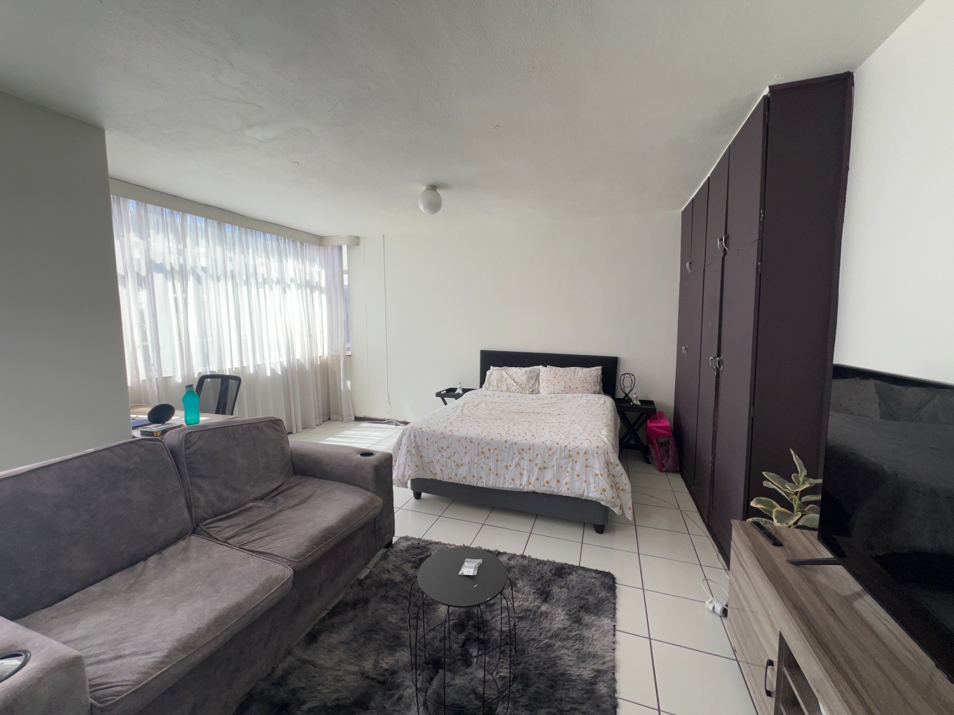 Studio Apartment for rent in Essenwood, Durban, KwaZulu Natal, 38, Trondheim, 115 7th Avenue, Essenwood, Durban, KwaZulu Natal, 40 m²