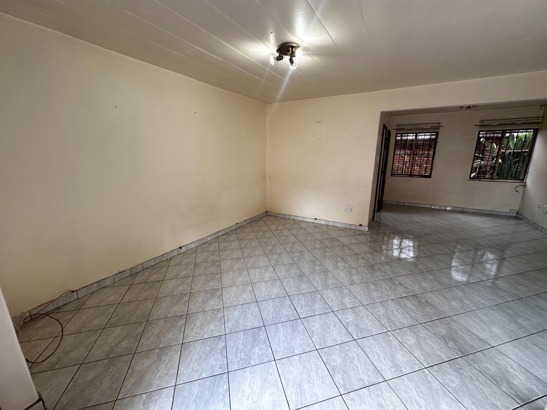 Townhouse for sale in Monument Park, Pretoria, 137 m²