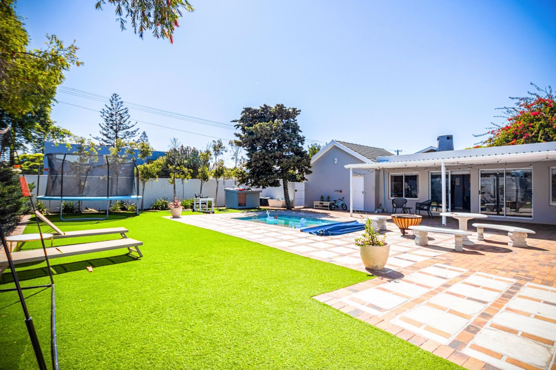 House for rent in Table View, Blouberg, 246 m²