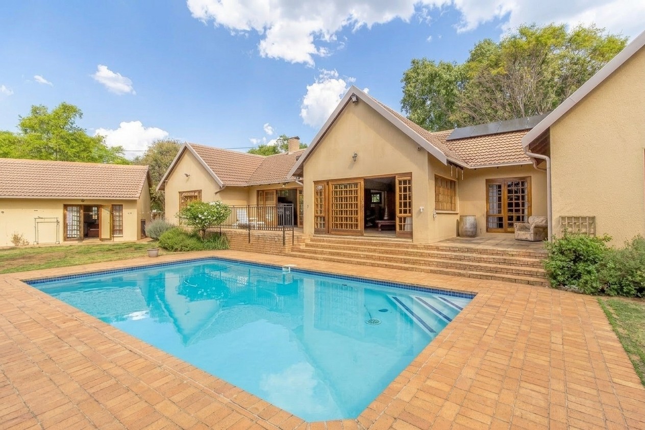 House for sale in Greenside, Johannesburg, 365 m²