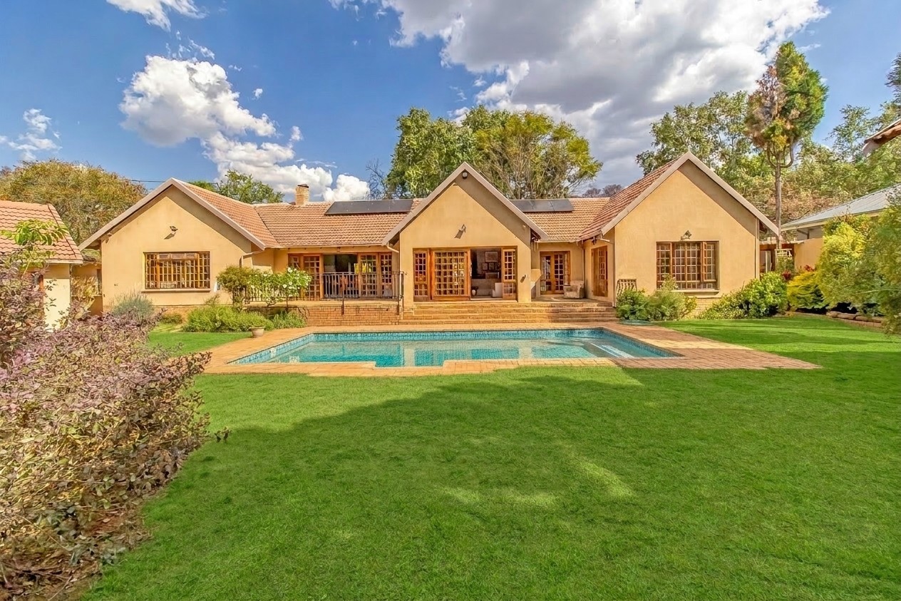 House for sale in Greenside, Johannesburg, 365 m²
