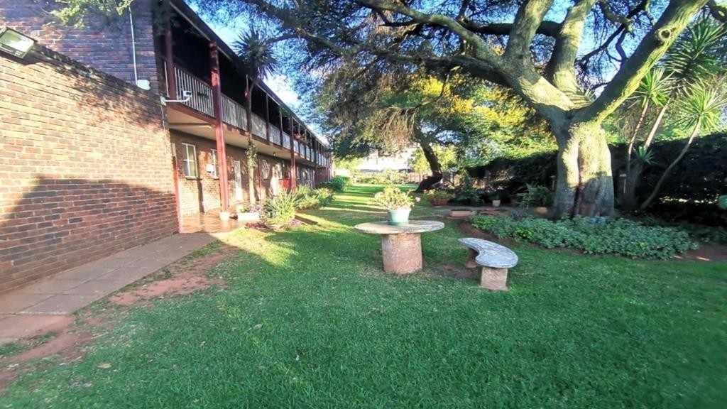 Apartment for sale in Horizon View, Roodepoort, 76 m²