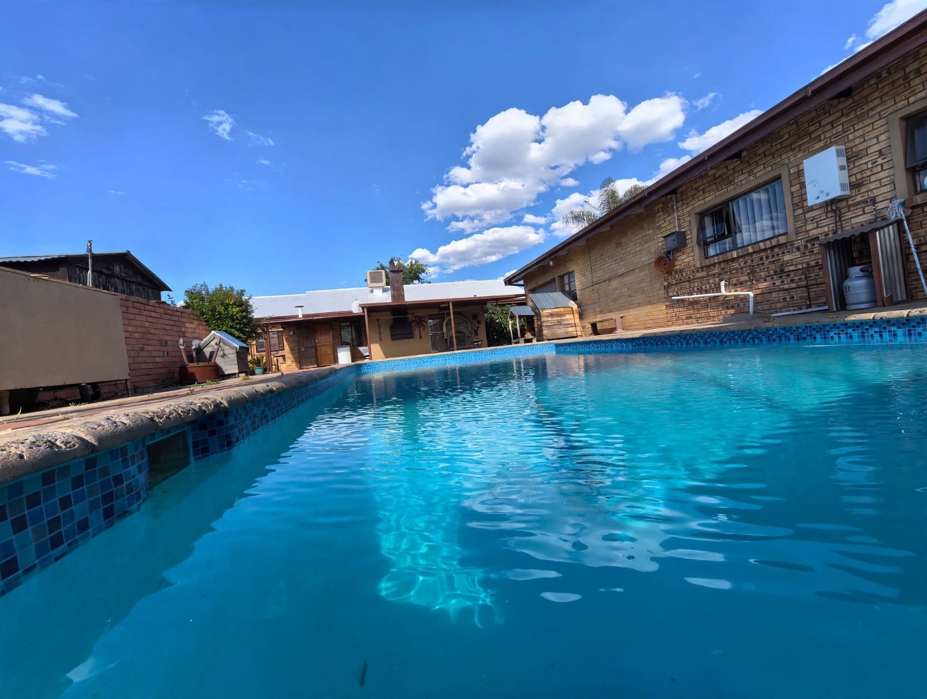 House for sale in Verwoerdpark, Kimberley, 1450 m²