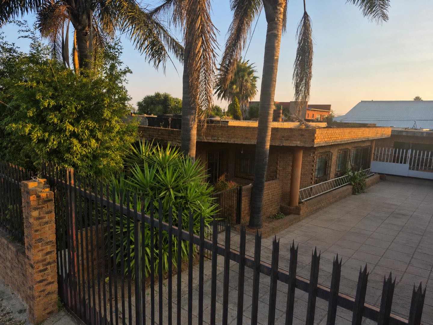 House for sale in Gerdview, Germiston, 992 m²