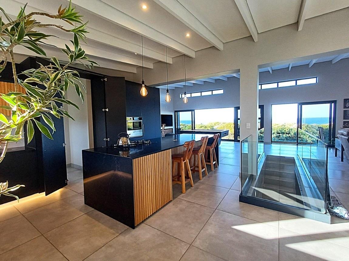 House for sale in Dana Bay, Mossel Bay, 470 m²