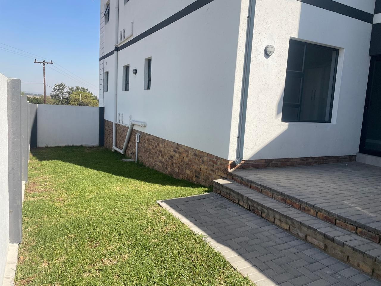 Apartment for rent in Glen Austin AH, Midrand, 99 m²