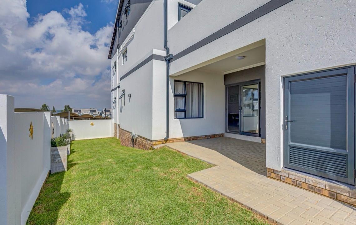 Apartment for rent in Glen Austin AH, Midrand, 99 m²