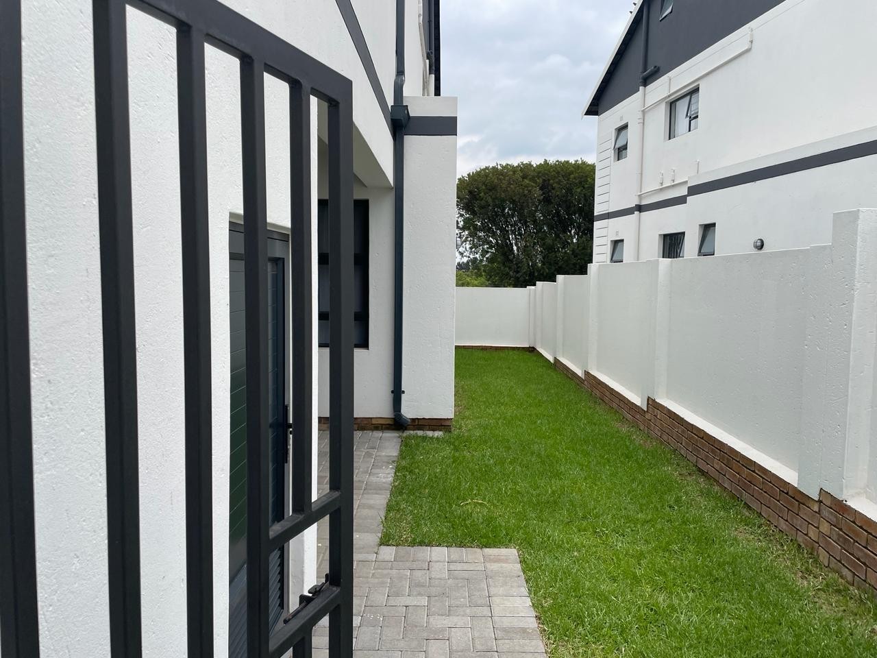 Apartment for rent in Glen Austin AH, Midrand, 99 m²