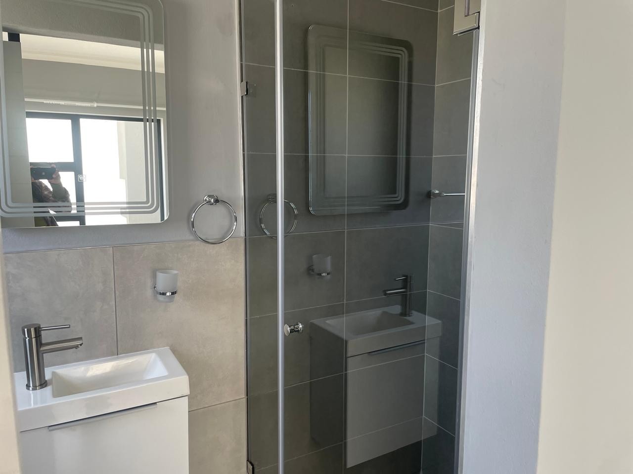 Apartment for rent in Glen Austin AH, Midrand, 99 m²