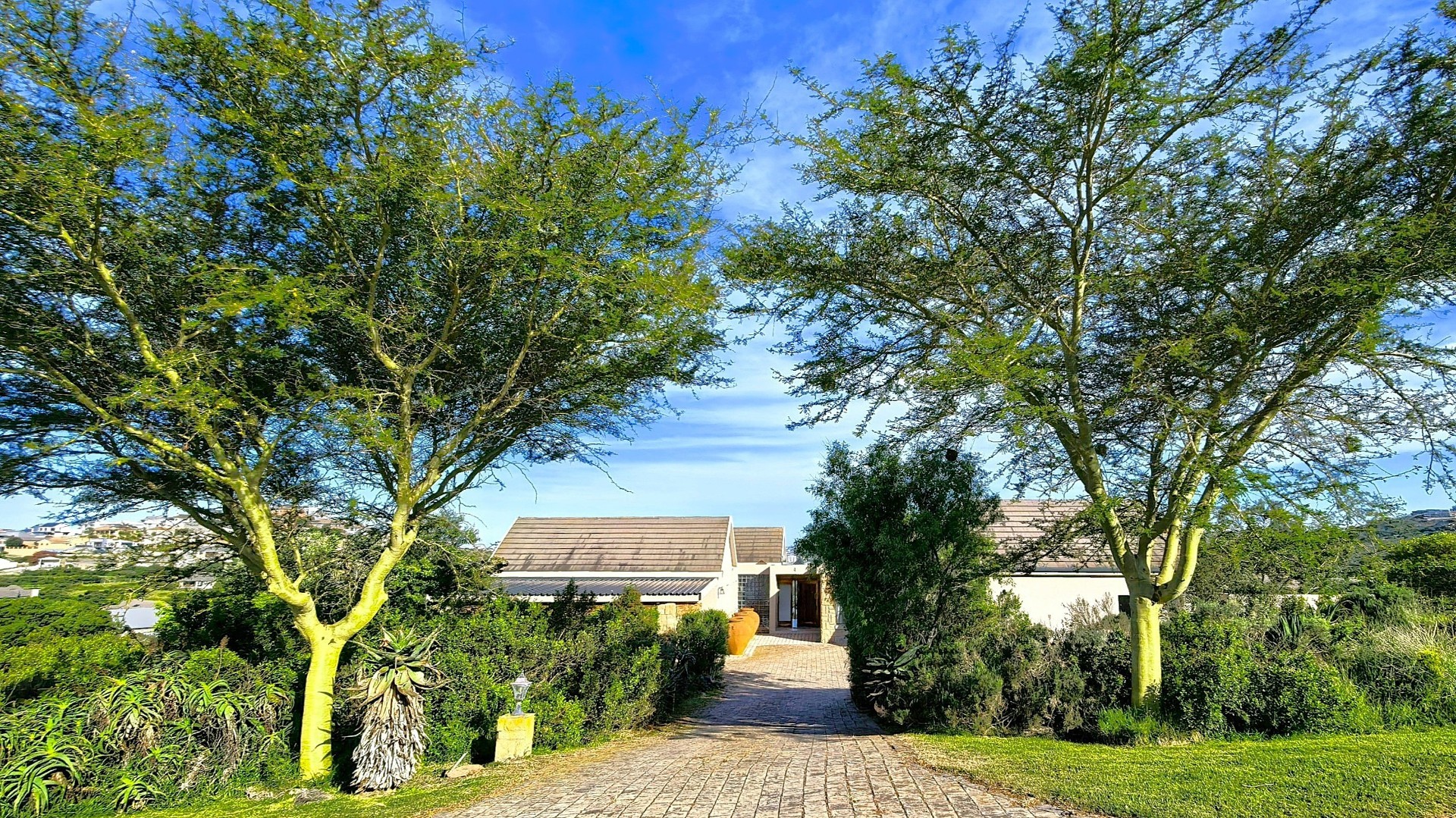 House for sale in Num Num Cape Estate, Mossel Bay, 380 m²