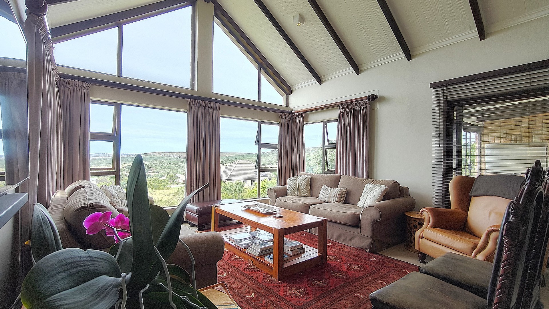 House for sale in Num Num Cape Estate, Mossel Bay, 380 m²