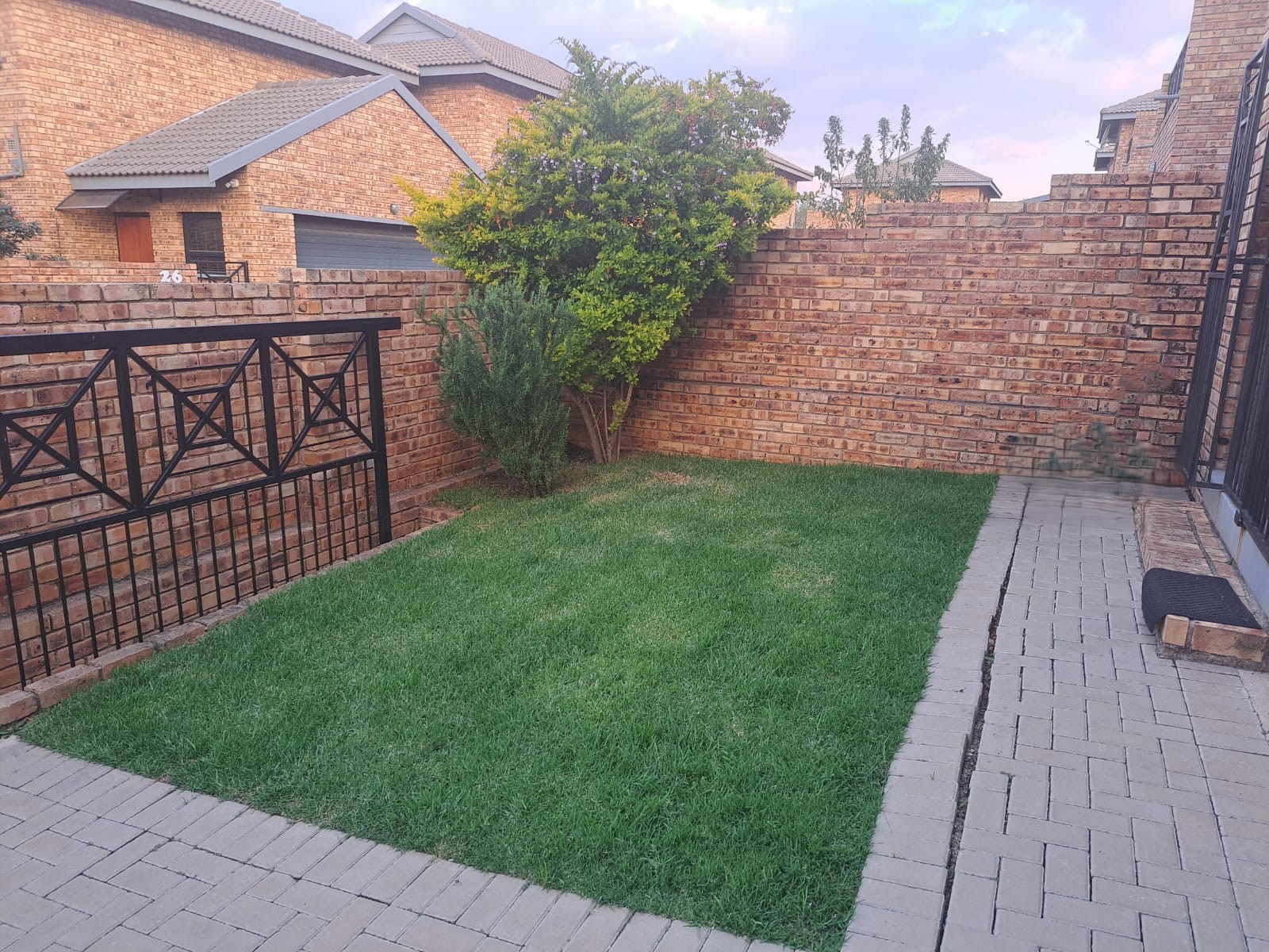 Cluster for sale in Ruimsig, Roodepoort, 158 m²