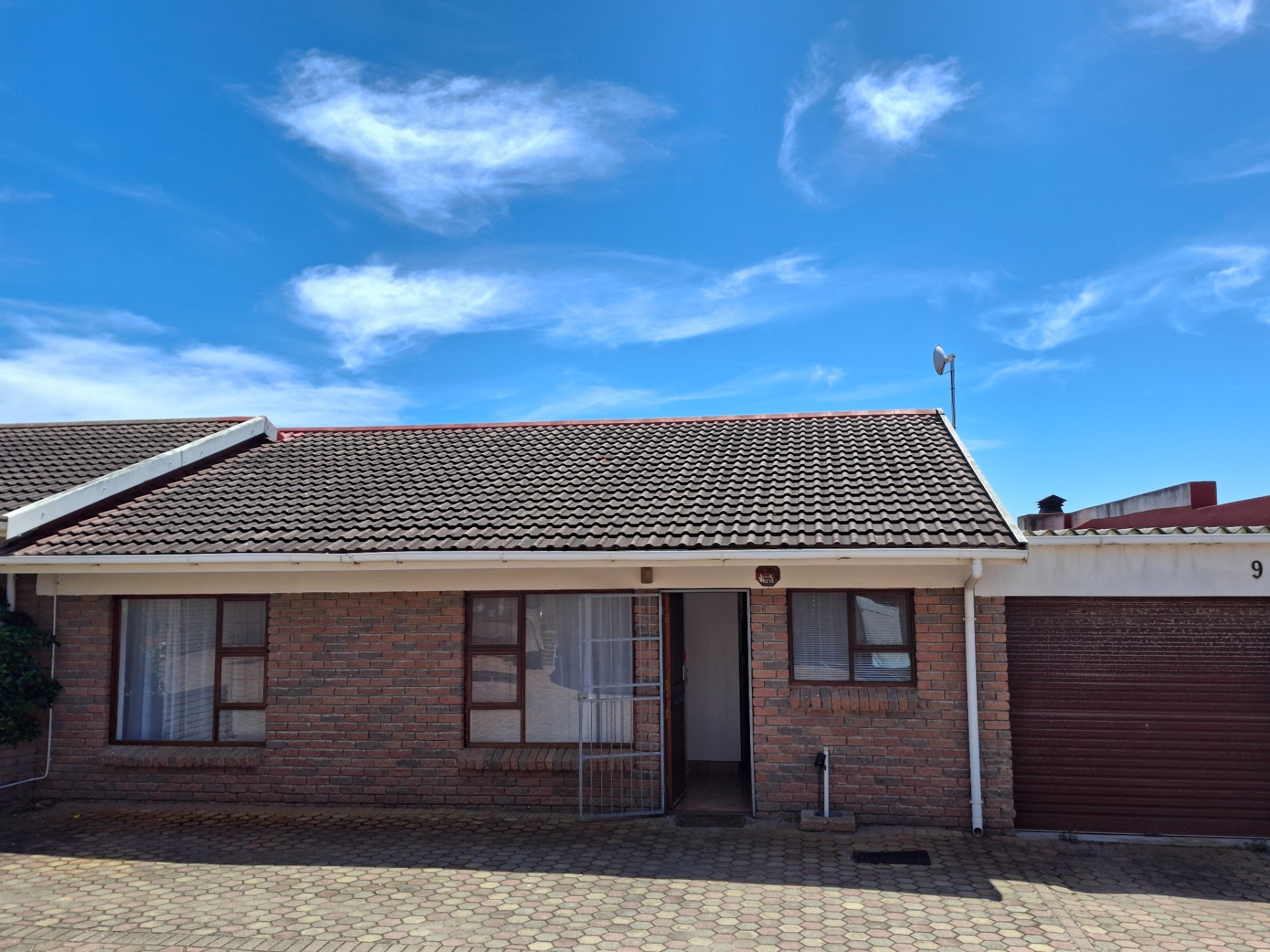 Townhouse for sale in Heiderand, Mossel Bay, 130 m²