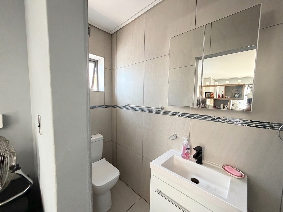 Apartment for rent in Monte Vista, Goodwood