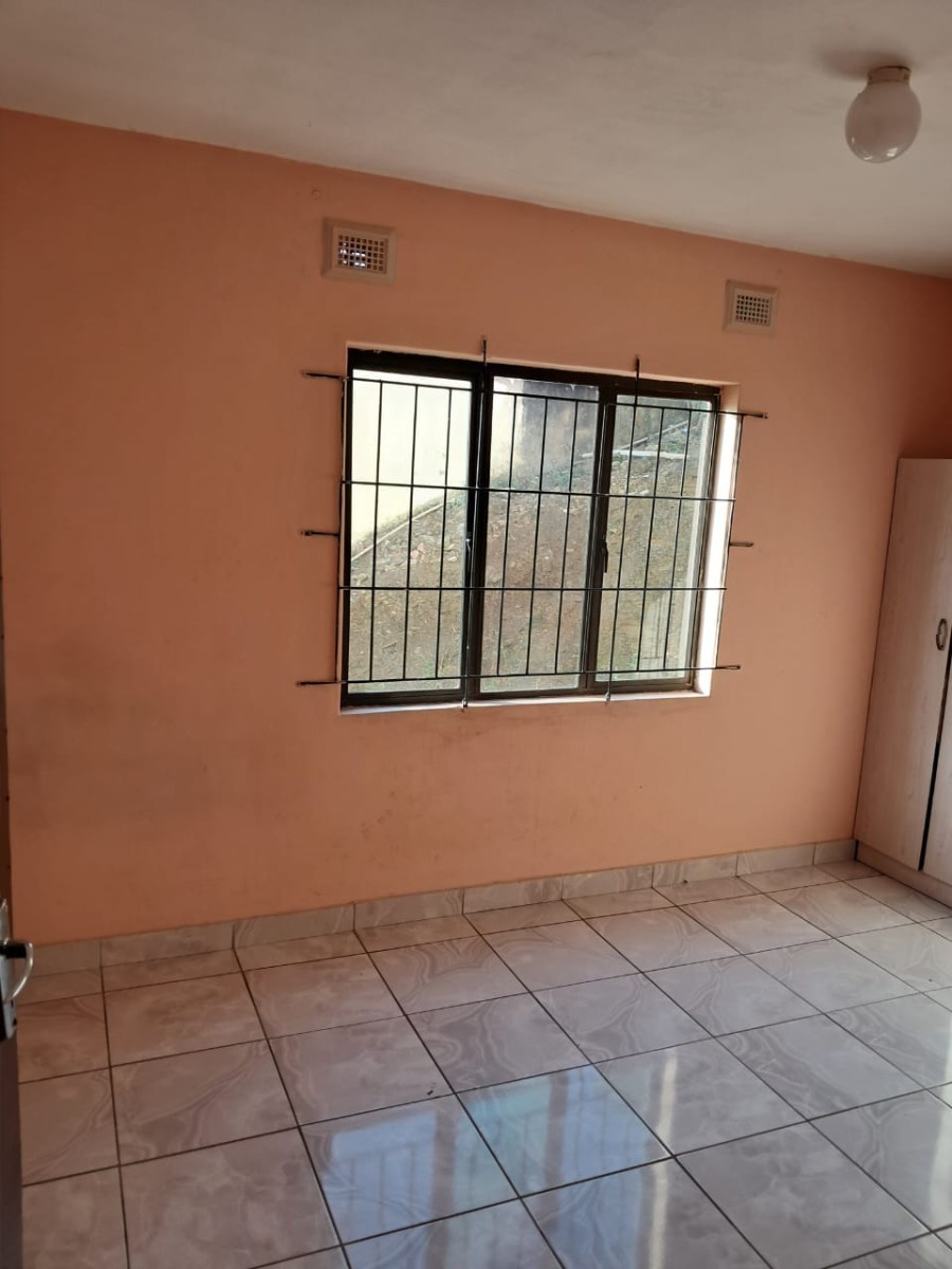 Duplex for sale in Lotusville, Verulam, KwaZulu Natal