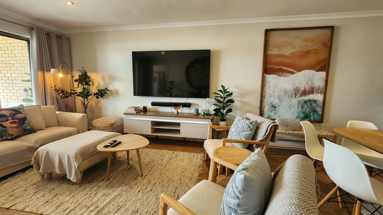 Apartment for sale in Kabeljauws, Jeffreys Bay, 122 m²