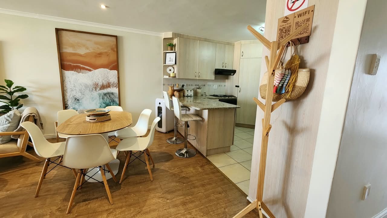 Apartment for sale in Kabeljauws, Jeffreys Bay, 122 m²