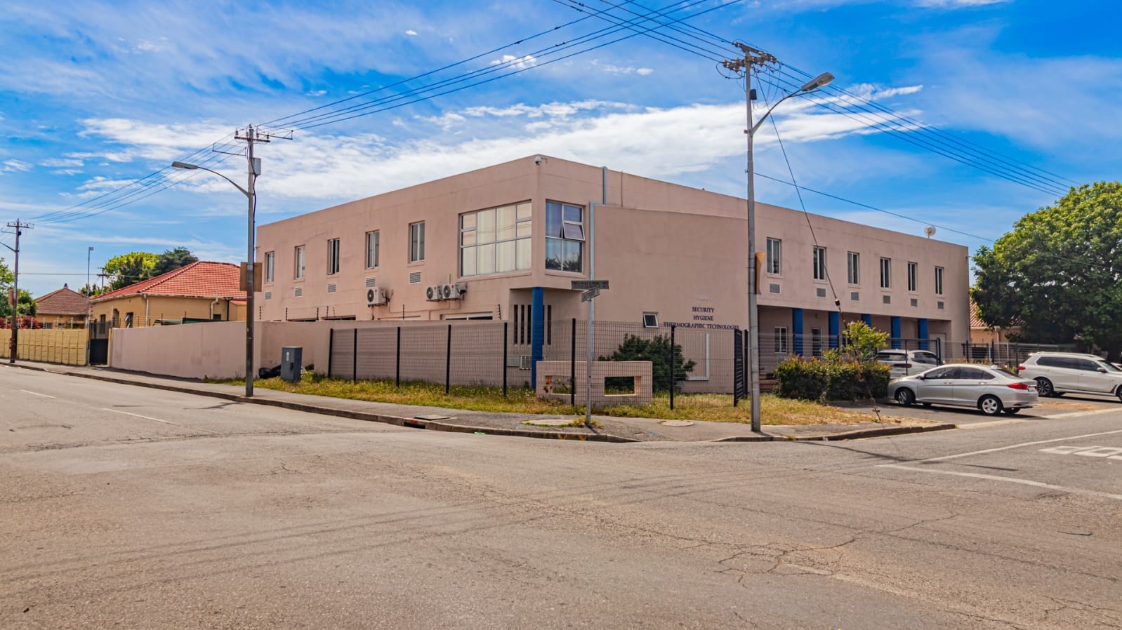 Commercial Property for sale in Oakdale, Bellville, 872 m²