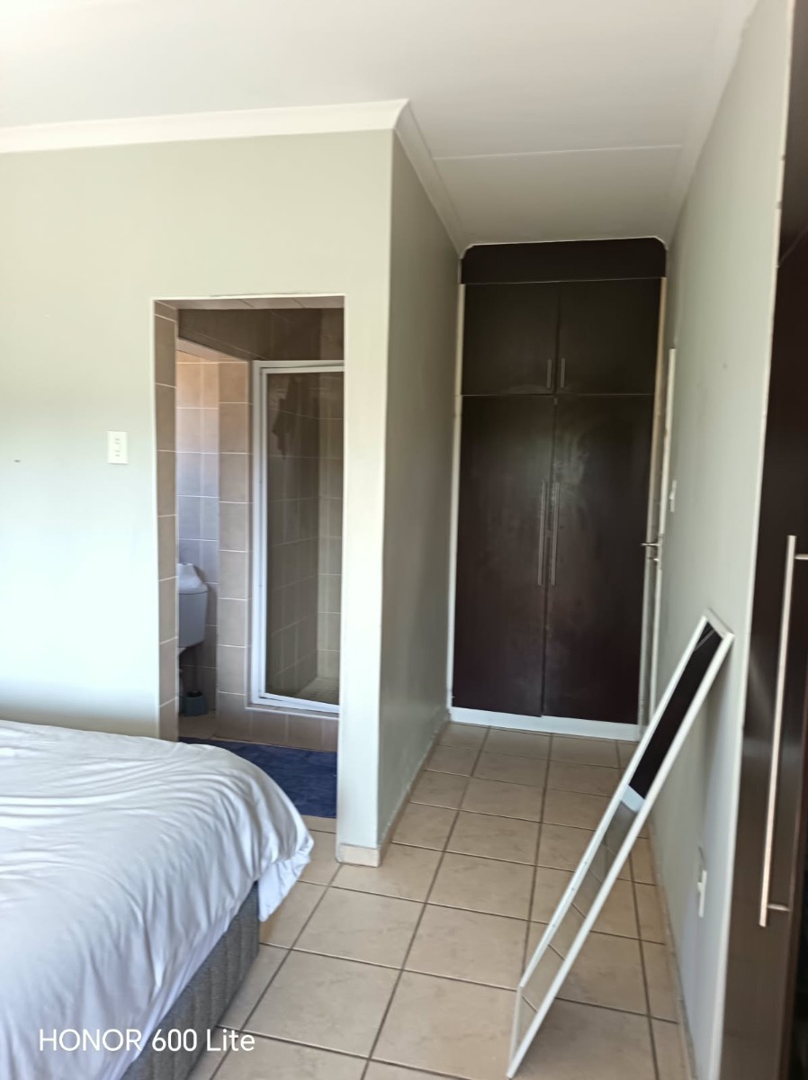 Townhouse for sale in Pioneer Park, Newcastle, KwaZulu Natal, 121 m²