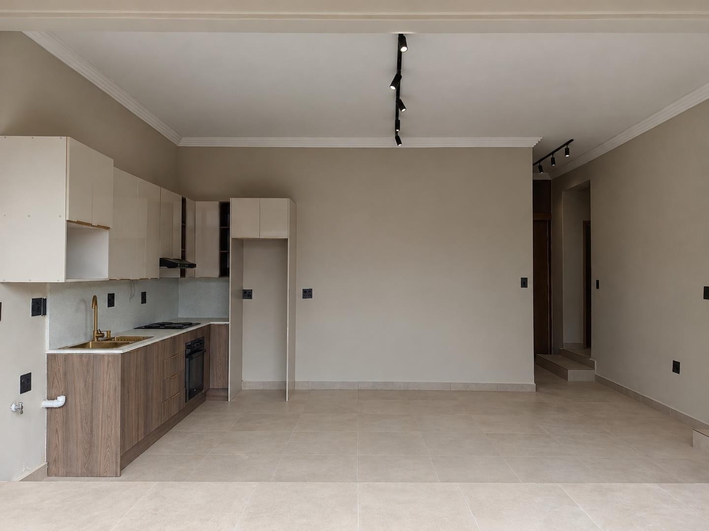 House for rent in Houghton Estate, Johannesburg, 95 m²