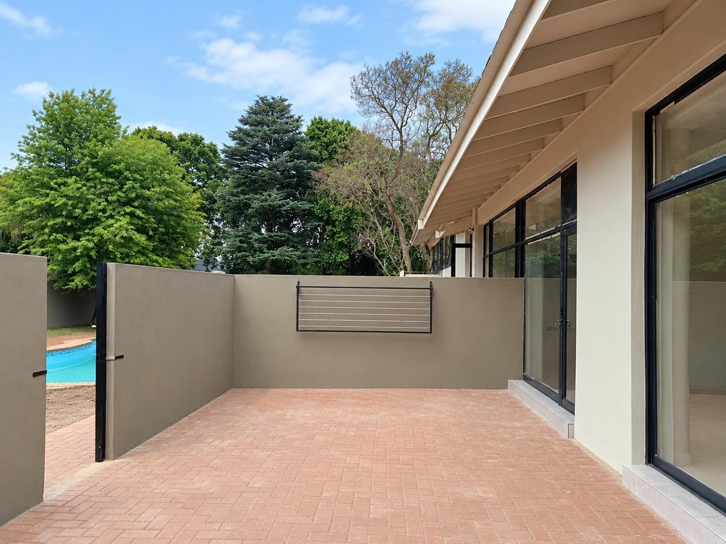 Apartment for rent in Houghton Estate, Johannesburg, 75 m²