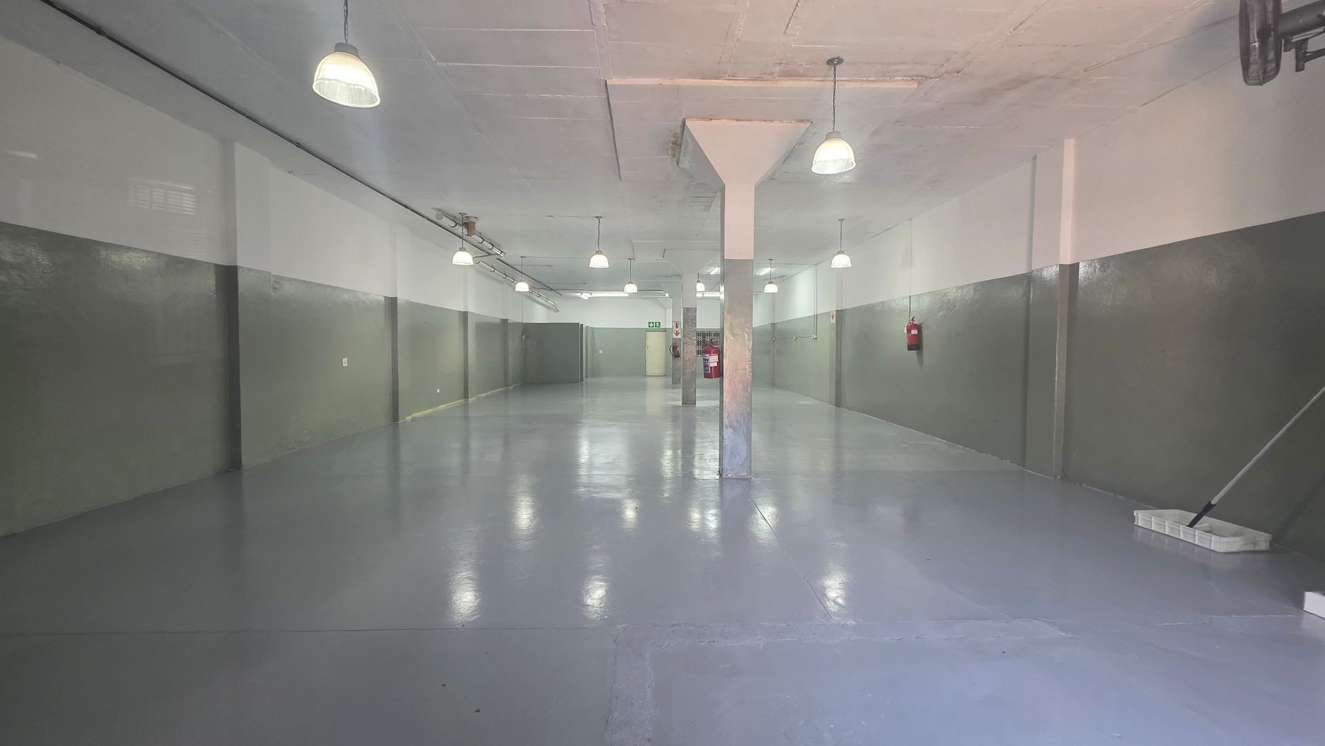 Industrial Property for rent in Durban North, Durban, KwaZulu Natal, 224 m²
