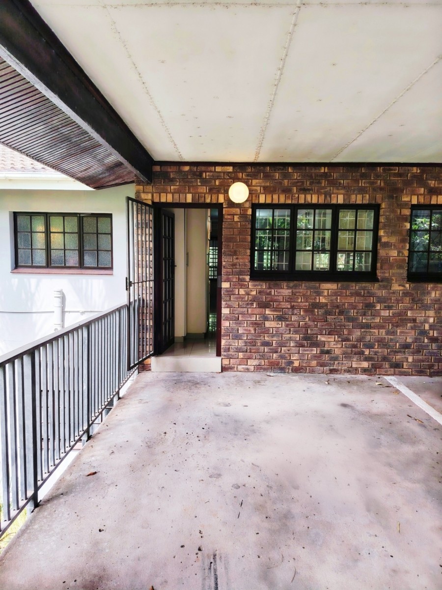 Apartment for sale in Margate, KwaZulu Natal, 80 m²