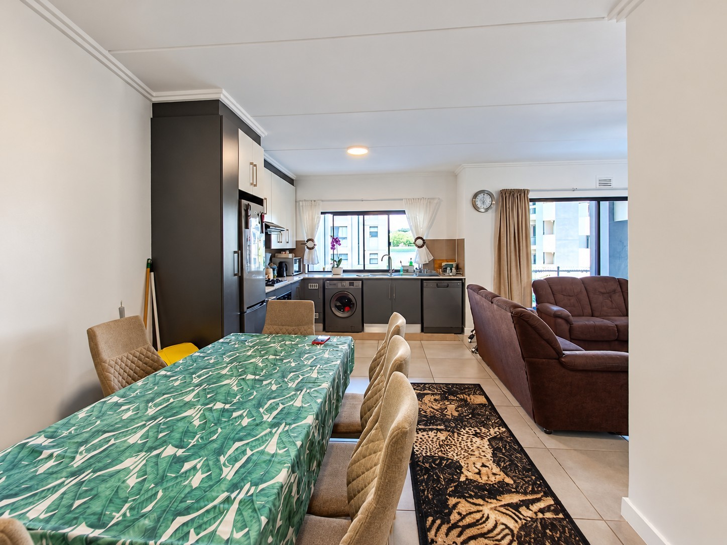 Apartment for sale in Ballito Central, Ballito, KwaZulu Natal, 107 m²