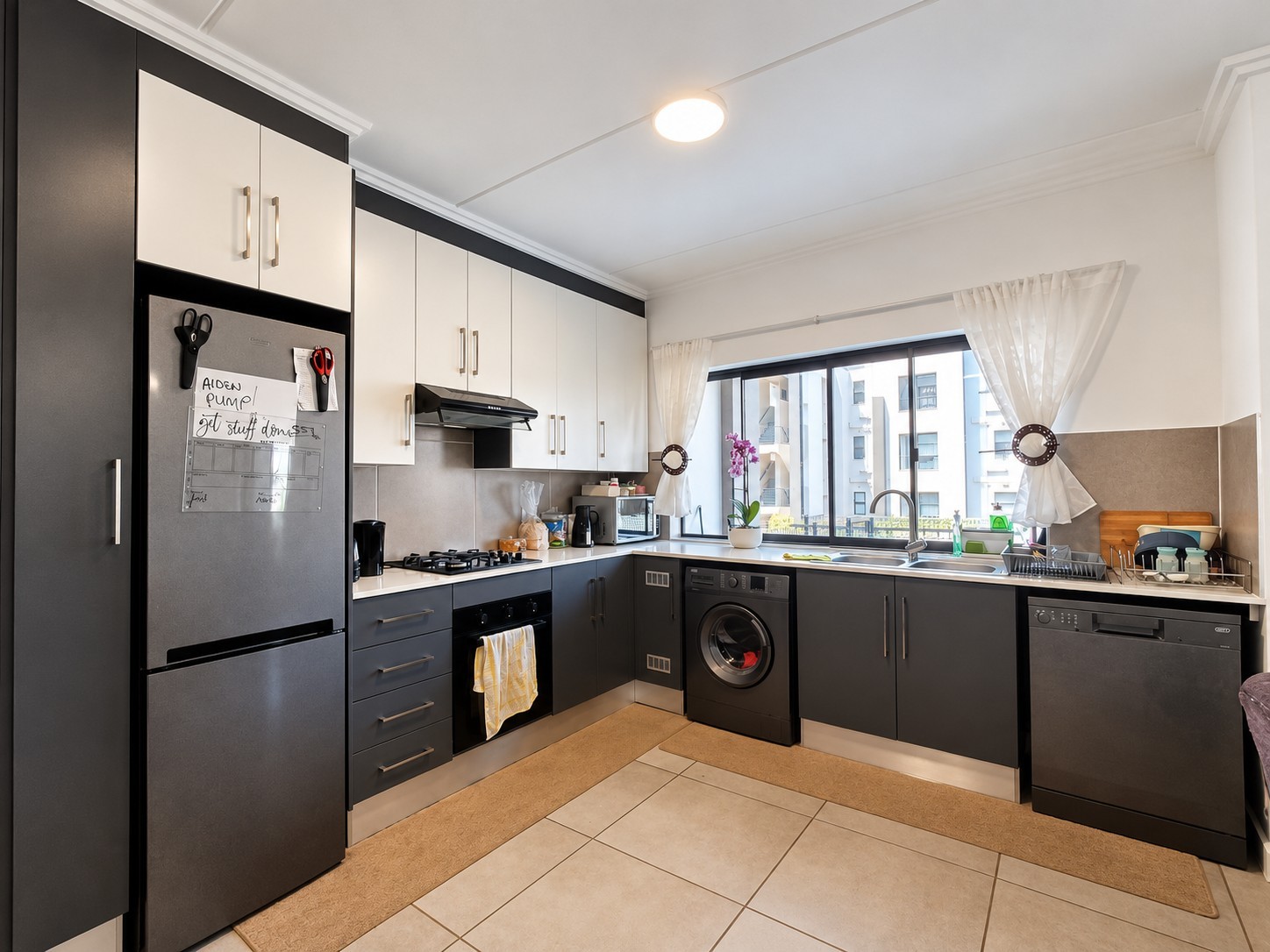 Apartment for sale in Ballito Central, Ballito, KwaZulu Natal, 107 m²