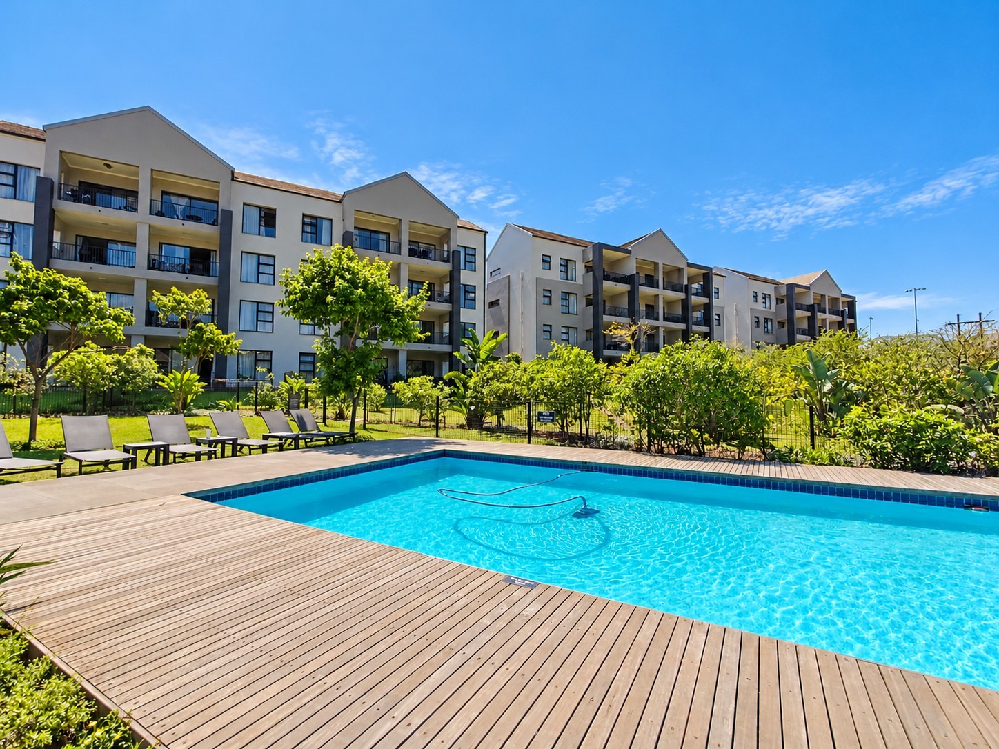 Apartment for sale in Ballito Central, Ballito, KwaZulu Natal, 107 m²