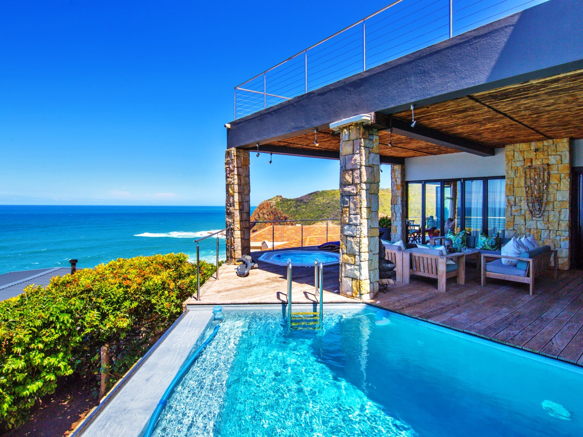 House for sale in The Heads, Knysna, 614 m²