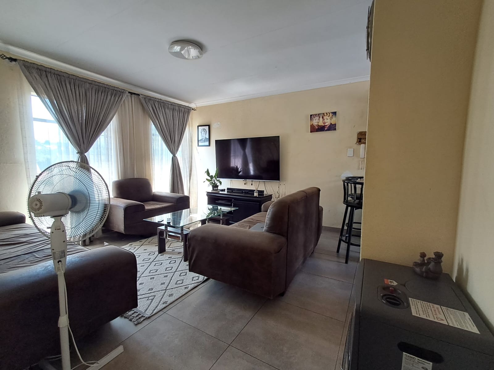Apartment for sale in Honeydew Grove, Roodepoort, 50 m²